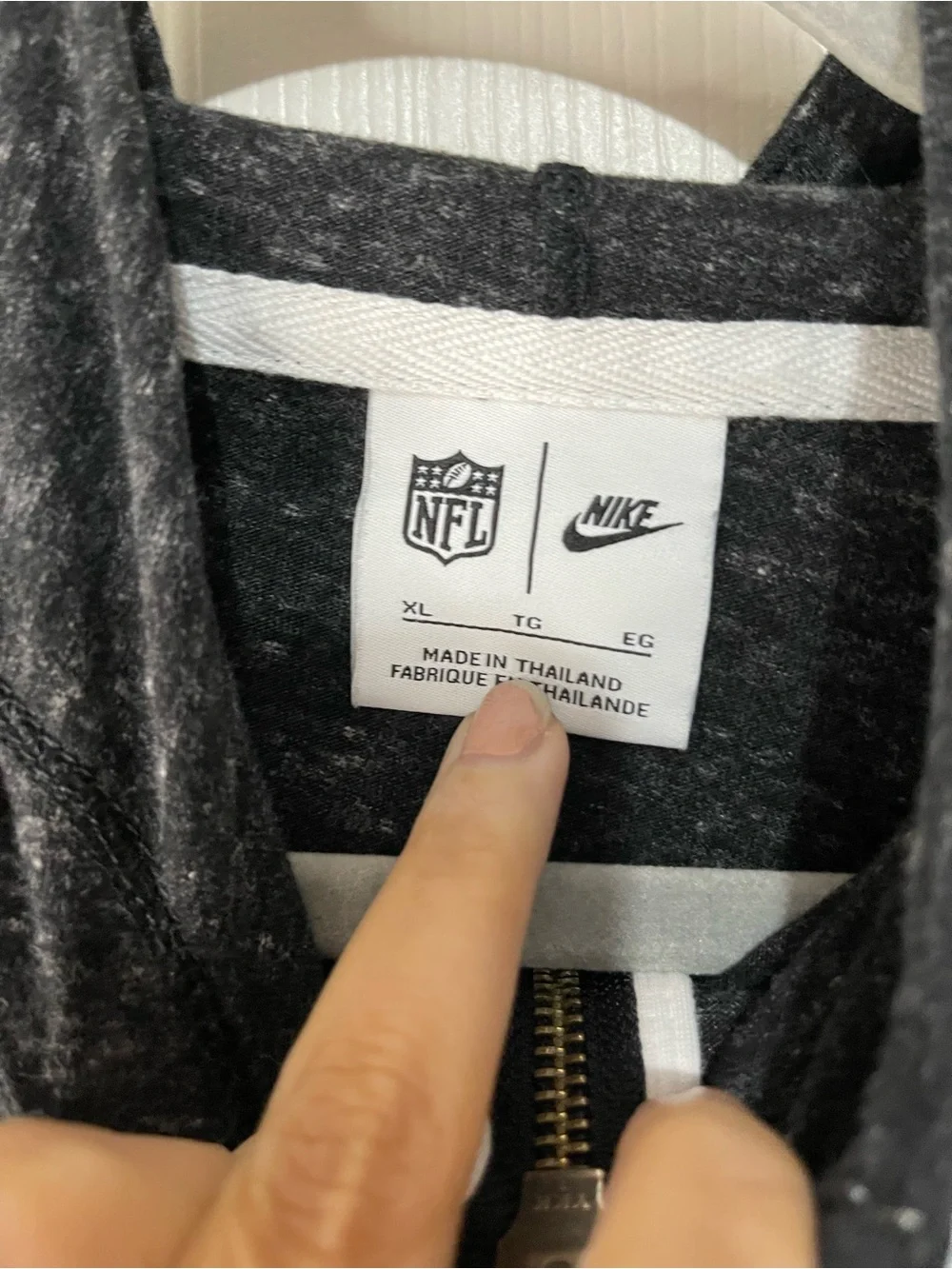 Nike Dark and light Gray Baltimore Ravens NFL Full Zip Lightweight Hoodie XL
